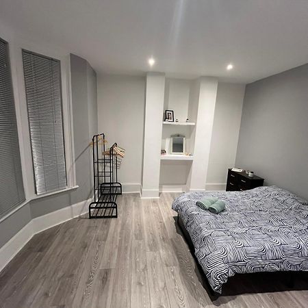 ロンドンCozy Two Bed In Brixton Next To Stationアパートメント エクステリア 写真