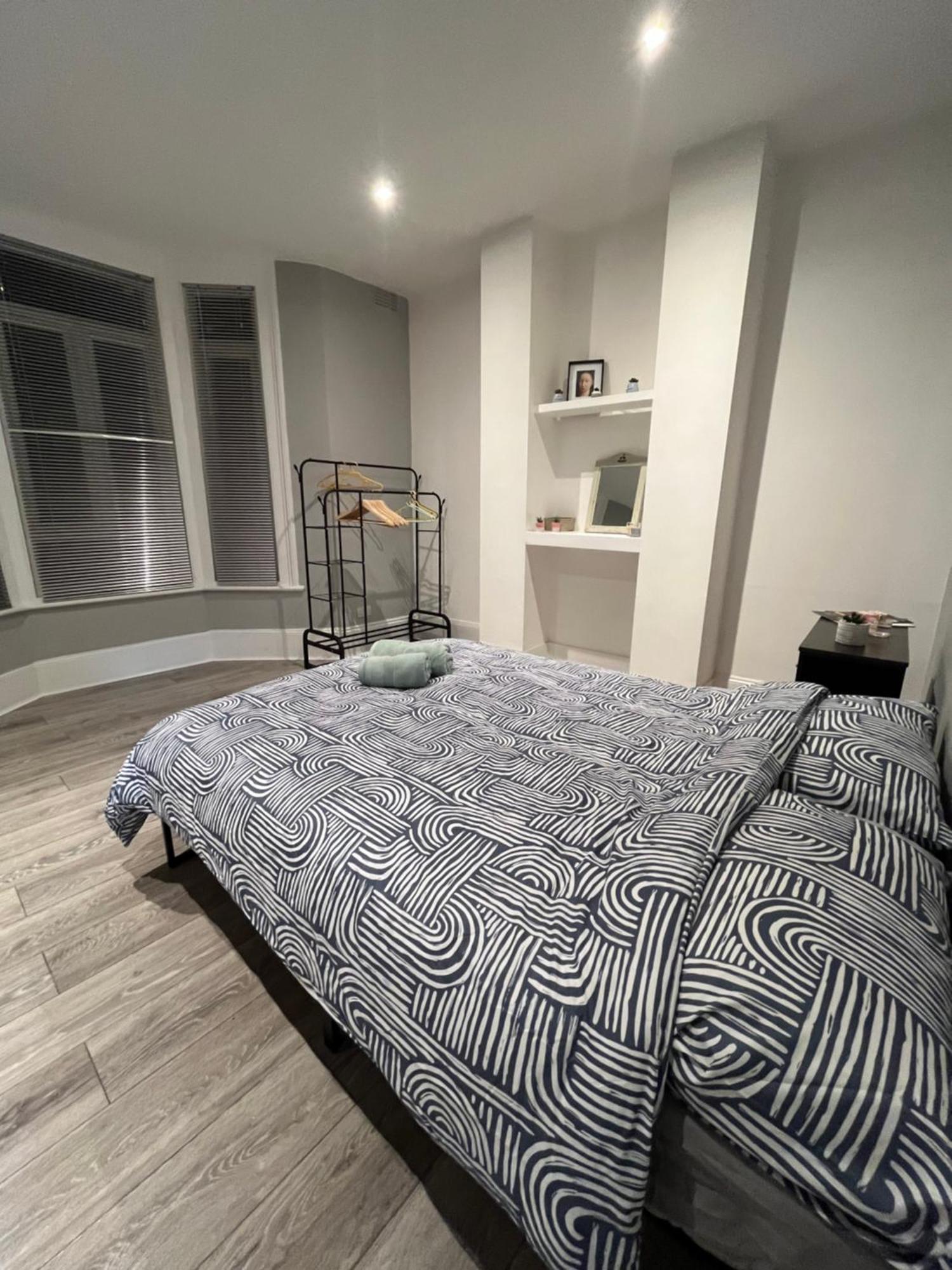 ロンドンCozy Two Bed In Brixton Next To Stationアパートメント エクステリア 写真